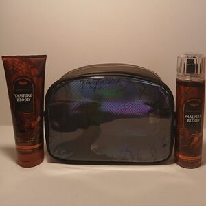 (New) Disney Villains Cosmetic Bag & Vampire Blood Fragrance Set